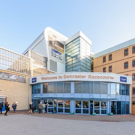 The Urban Apartment Doncaster Exterior photo