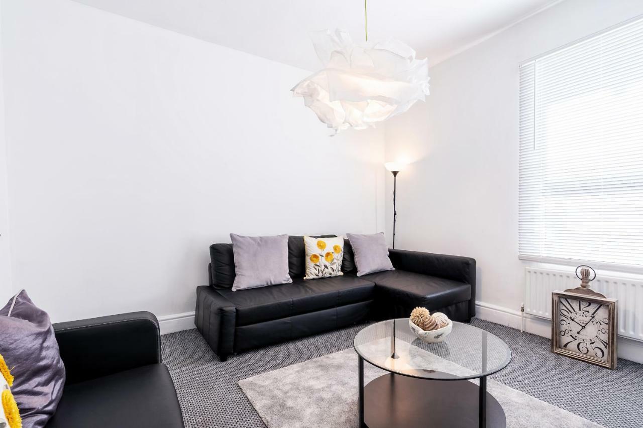 The Urban Apartment Doncaster Exterior photo